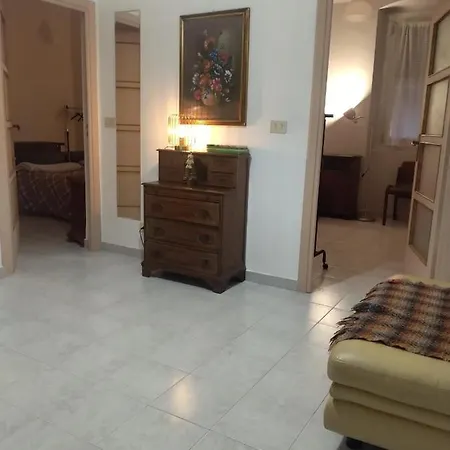 Doria-Stuparich Rooms *
