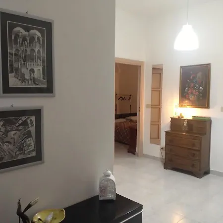 Doria-Stuparich Rooms *